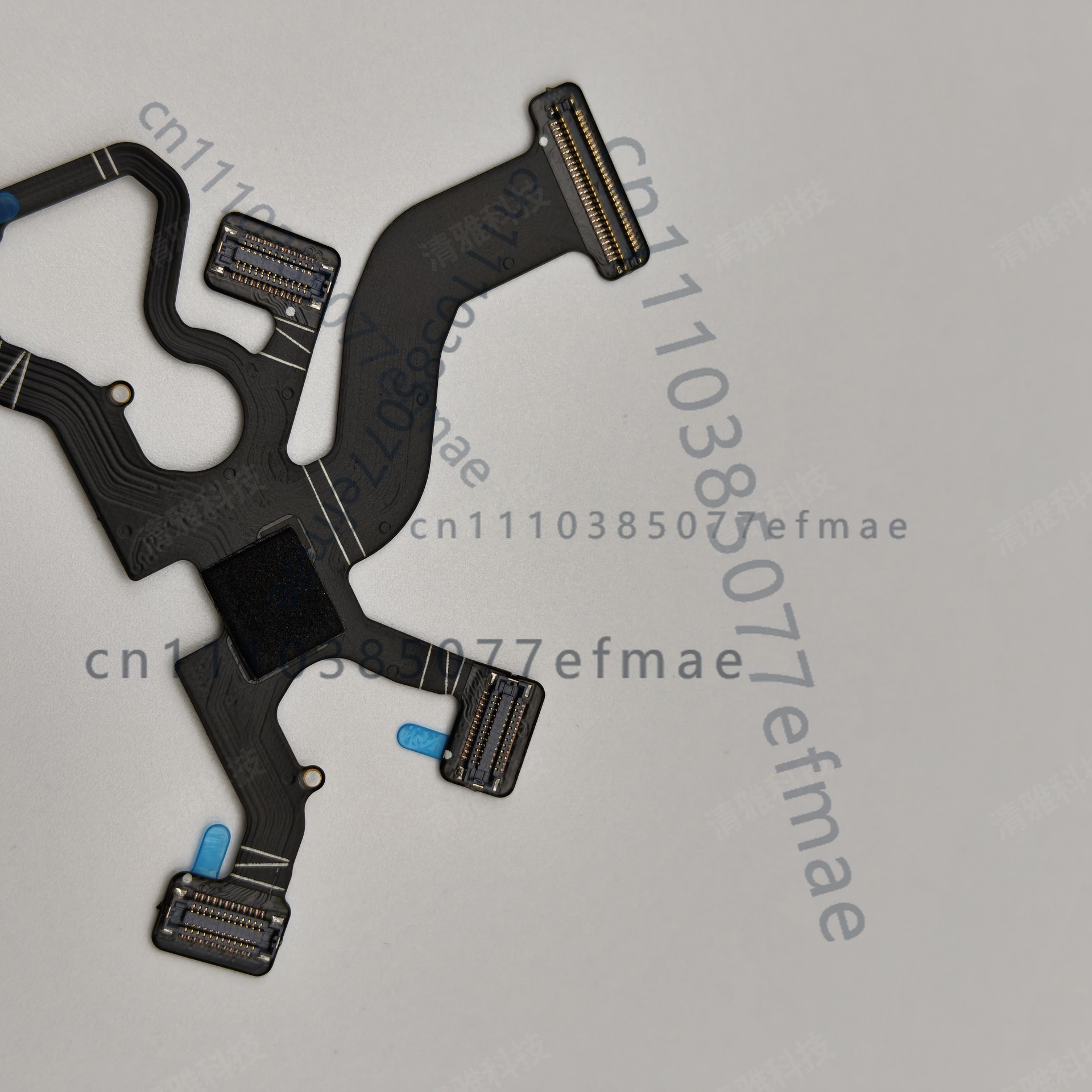 Cavo flessibile 7 in 1 origina - Dji Drone Mini 4 Pro recensione e prezzo
